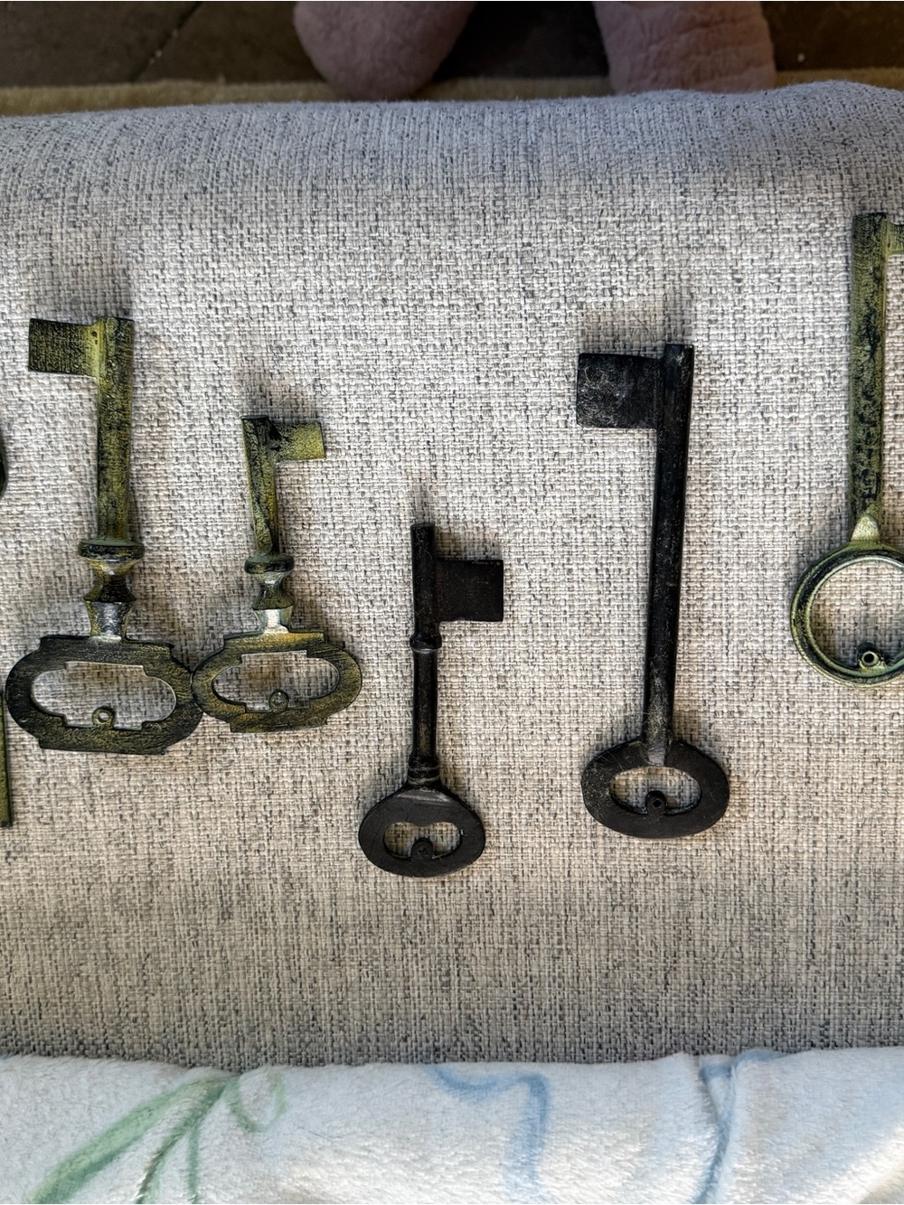 Pottery Barn Vintage-Inspired Decorative Wall Key Hooks in Black and Aged Brass